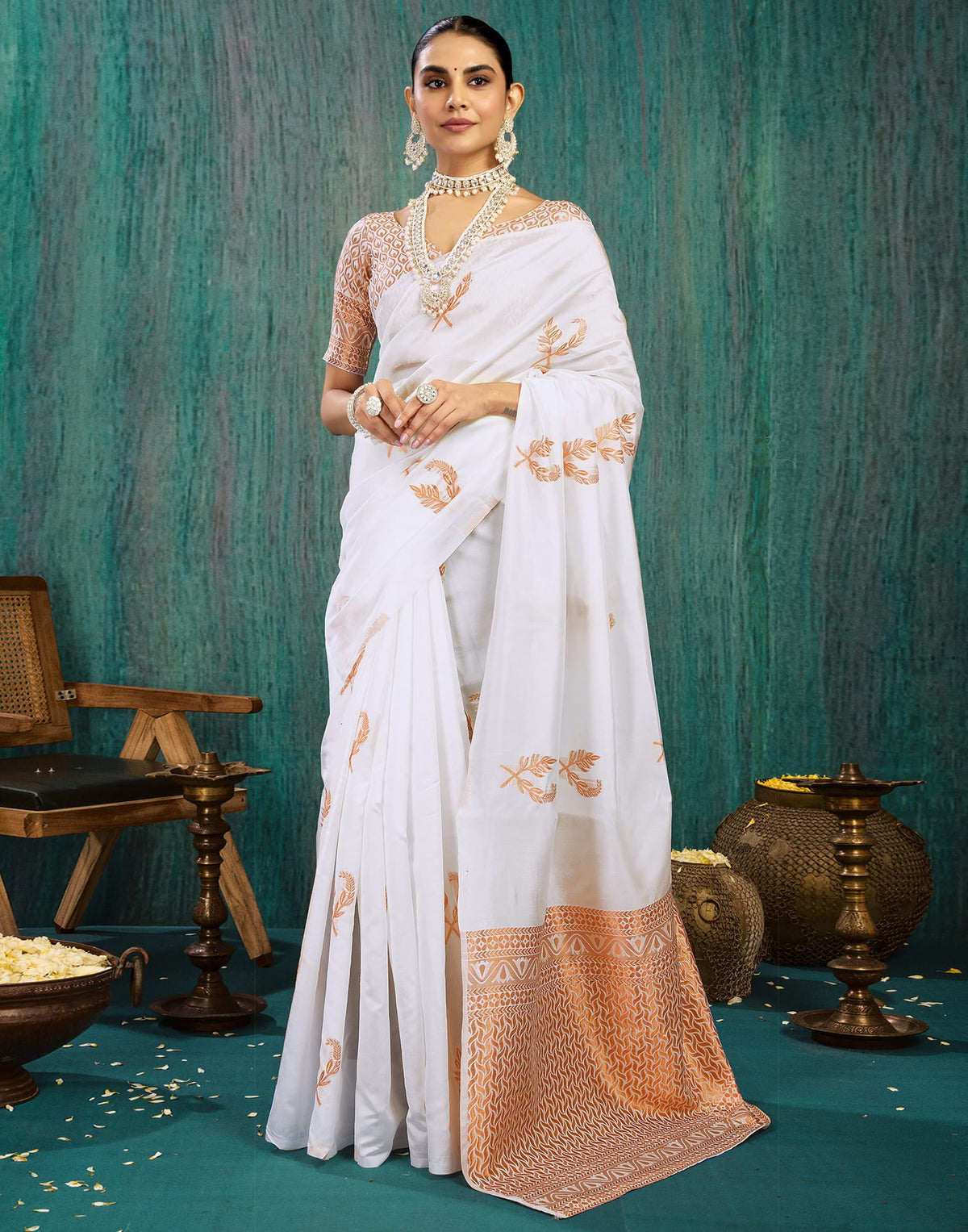 White Silk Woven Kanjivaram Saree