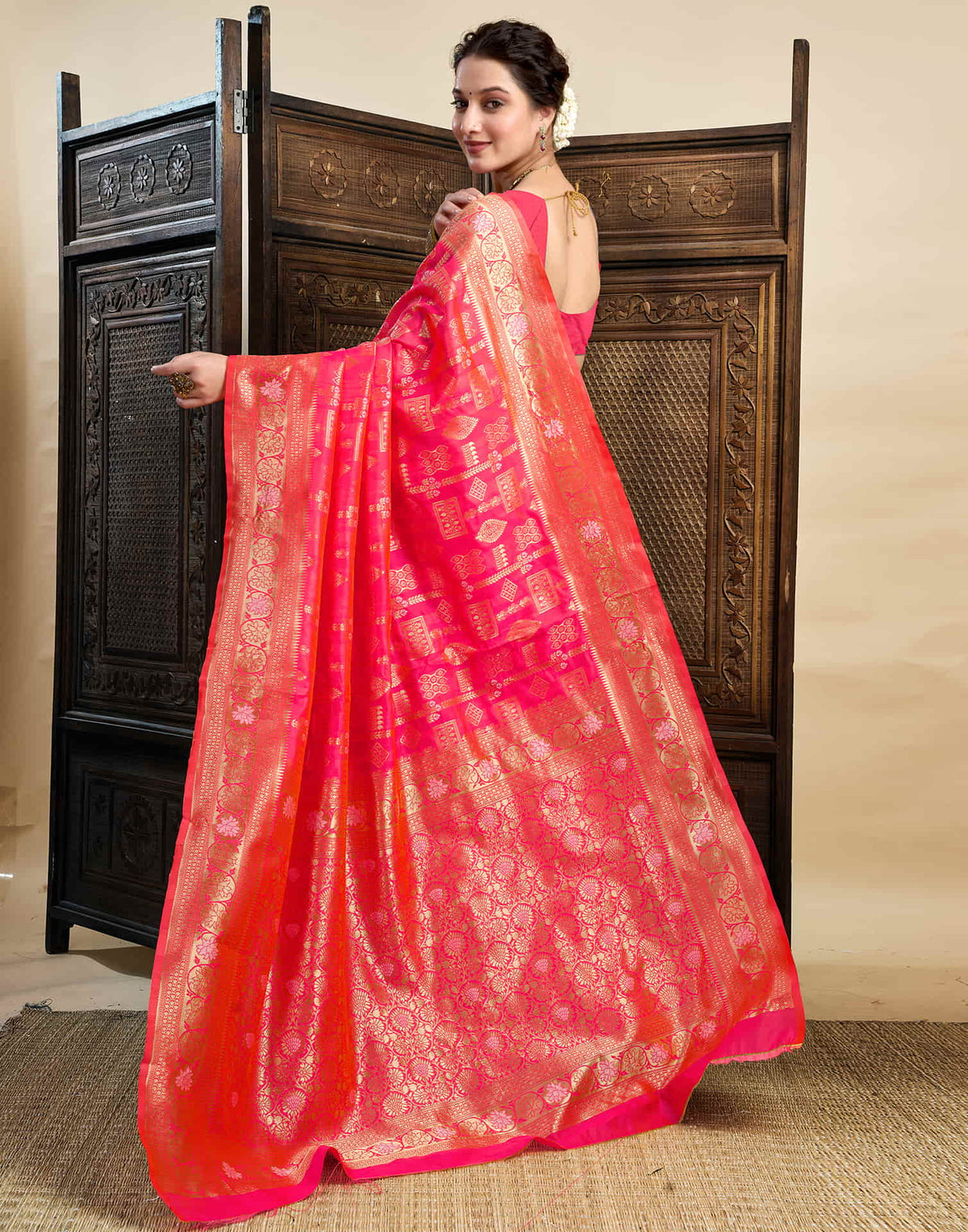 Bright Pink Silk Woven Banarasi Saree