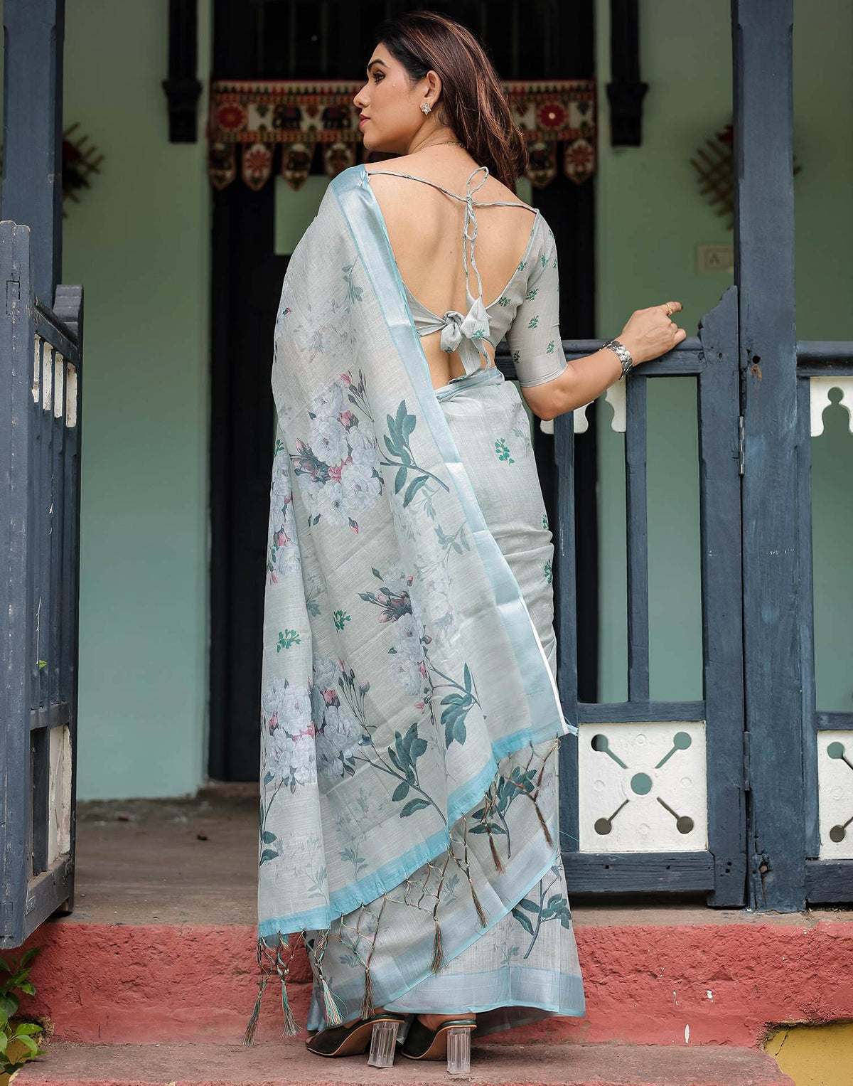 Grey Linen Printed Saree