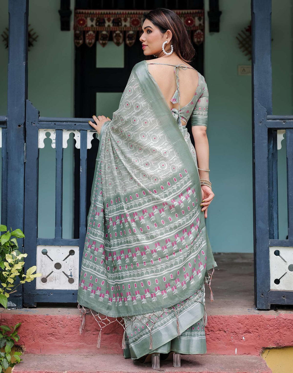 Dusty Green Linen Printed Saree