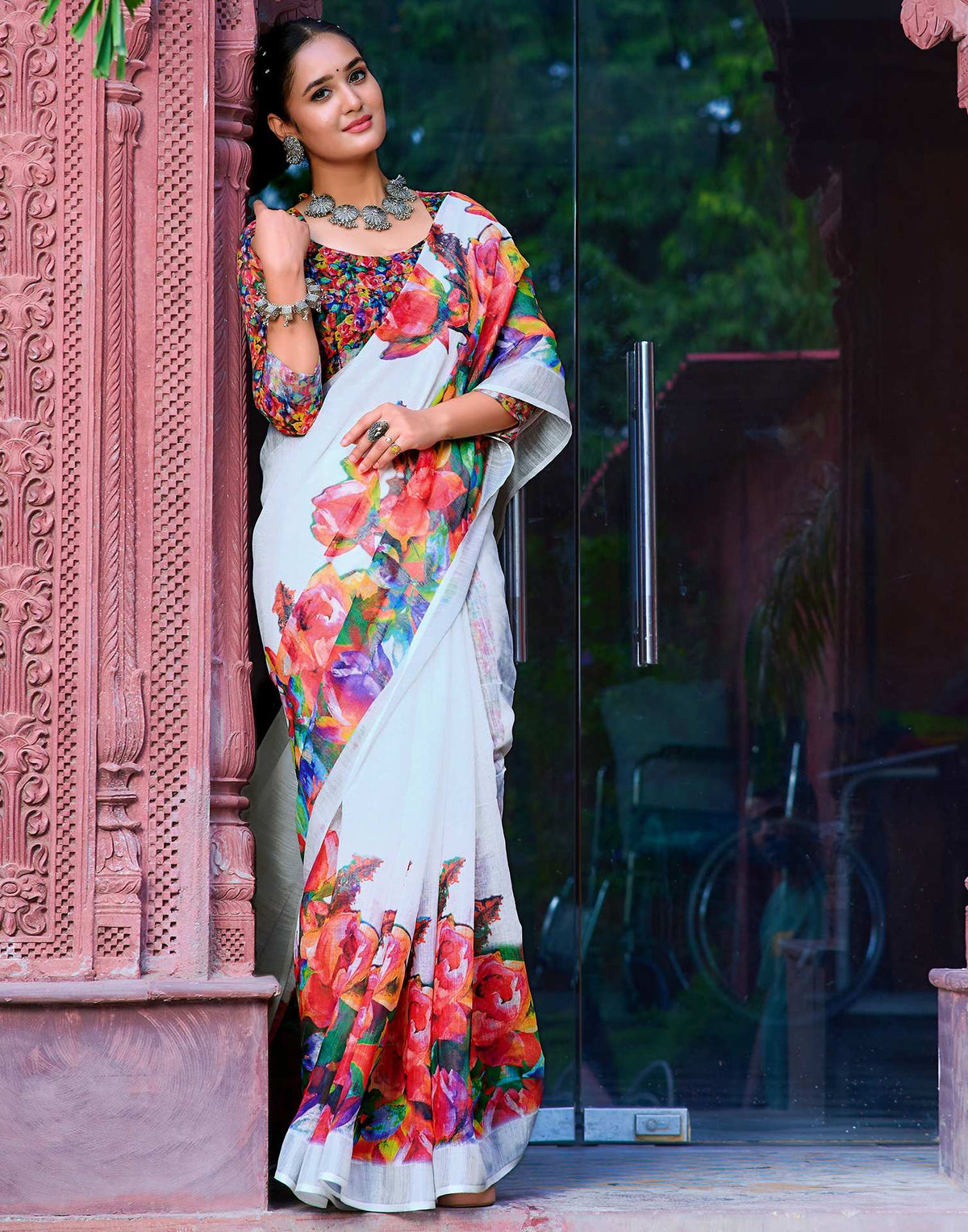 White Cotton Linen Printed Saree