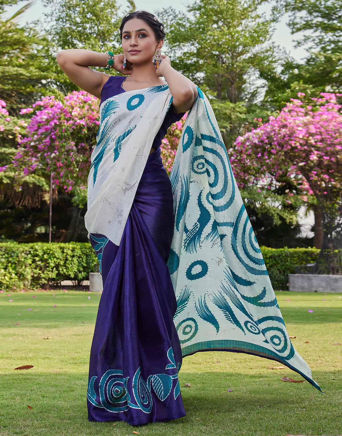White Cotton Blend Printed Saree