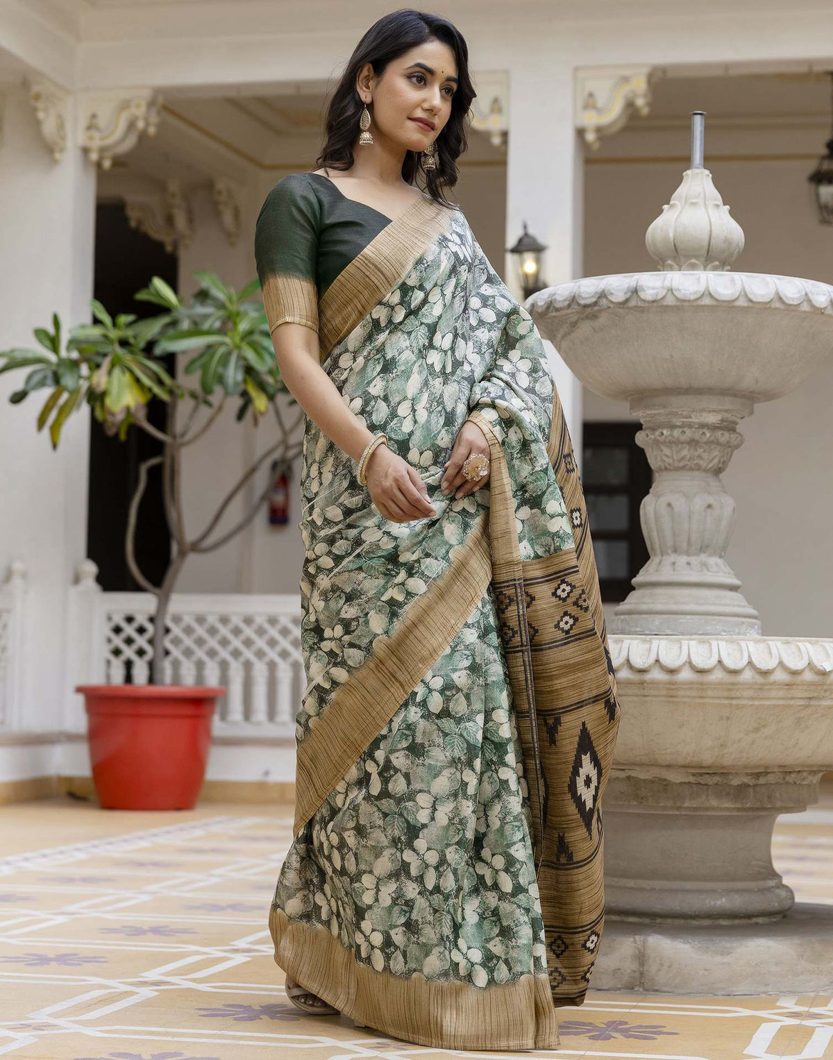 Dark Green Cotton Blend Printed Saree