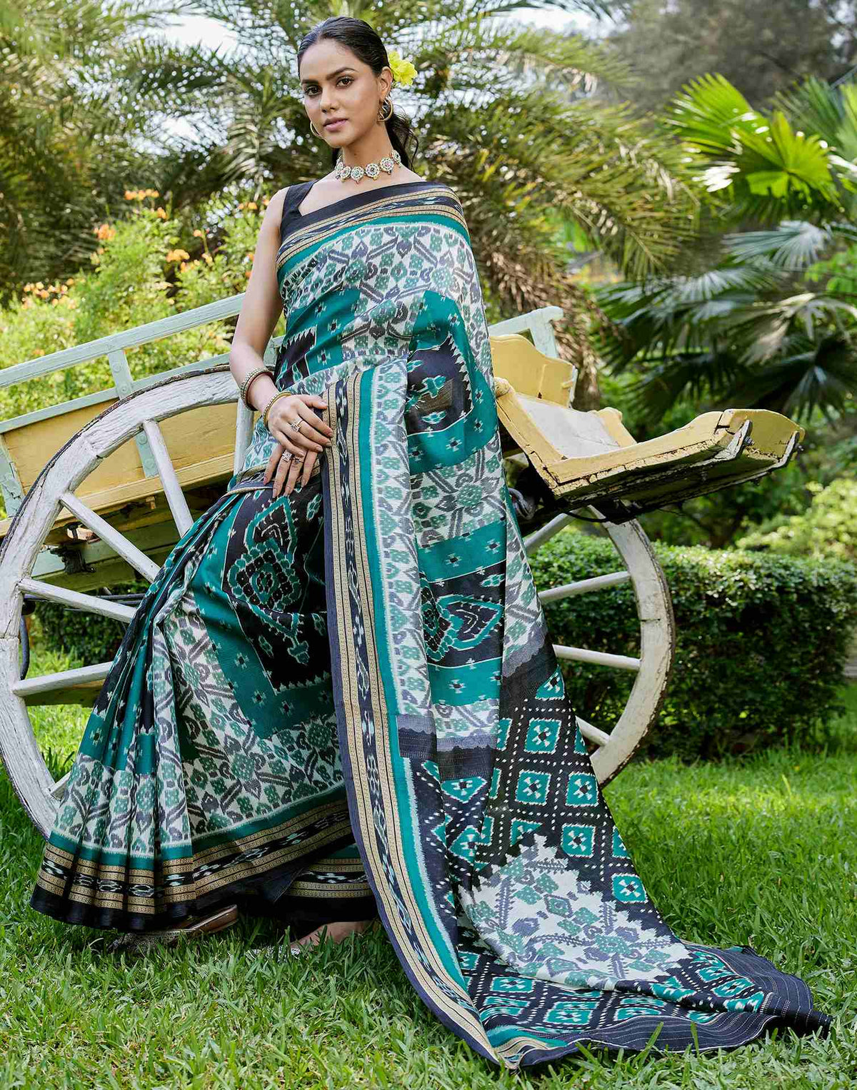 Teal Green Cotton Blend Printed Saree