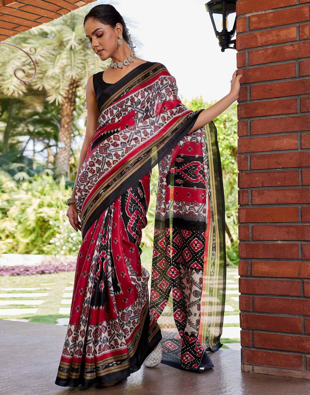 Red Cotton Blend Printed Saree