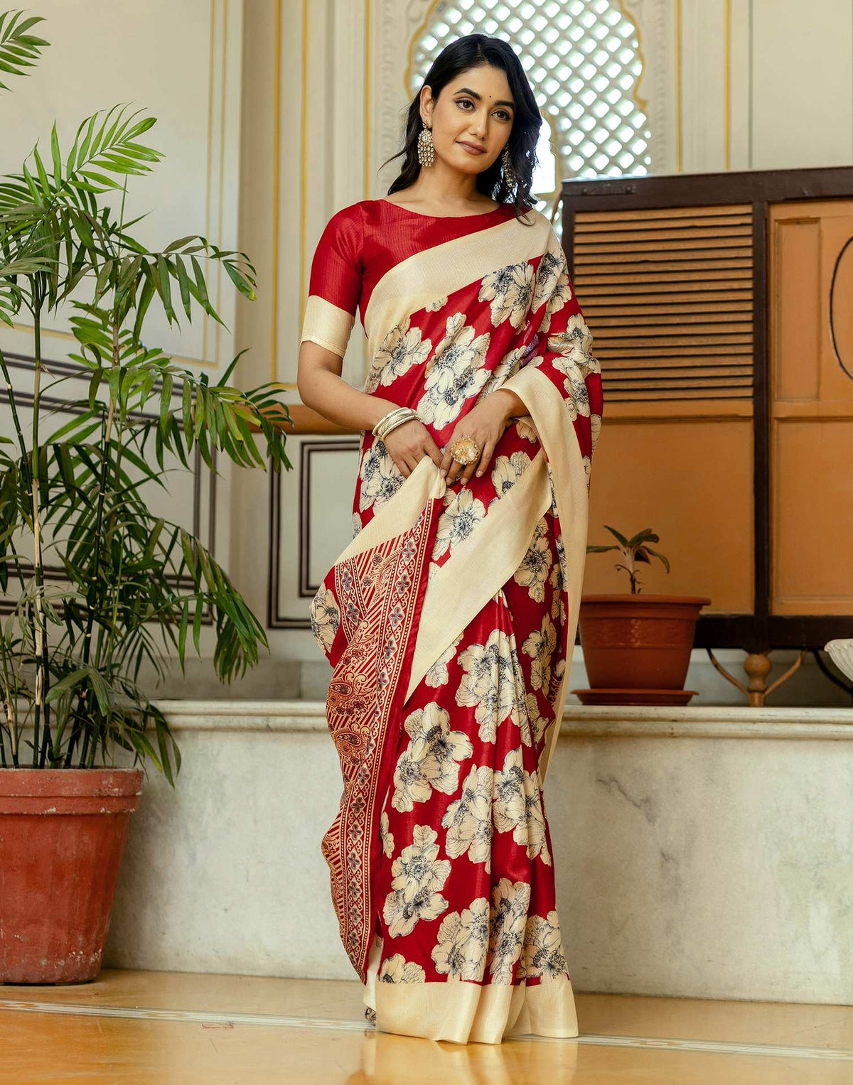 Red Cotton Floral Printed Saree