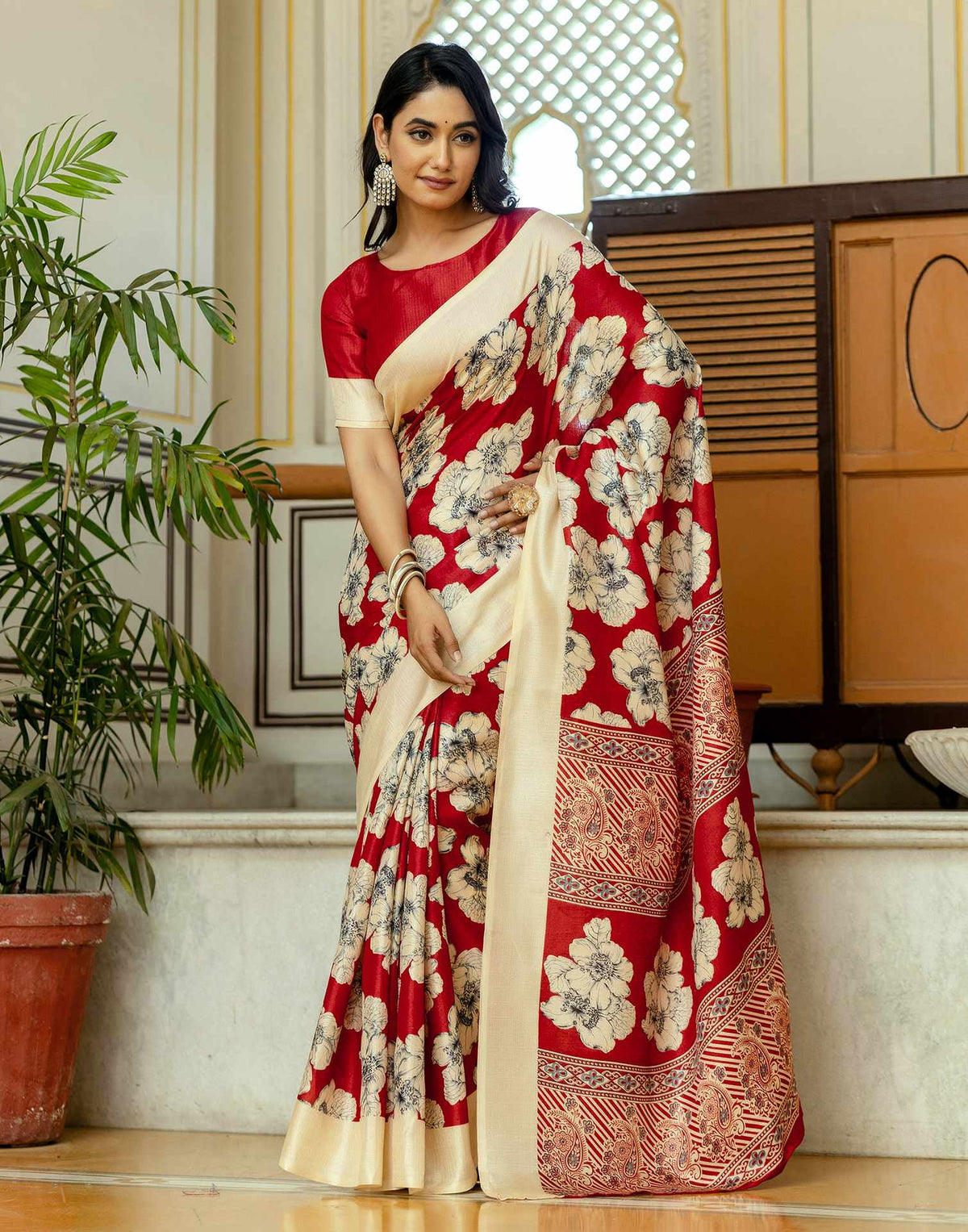 Red Cotton Floral Printed Saree