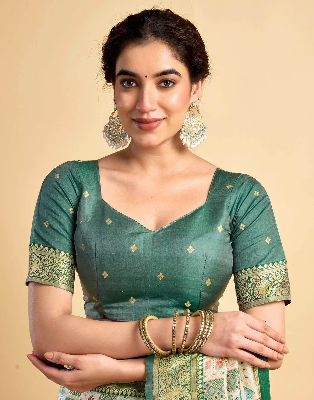 Cream Silk Woven Patola Saree