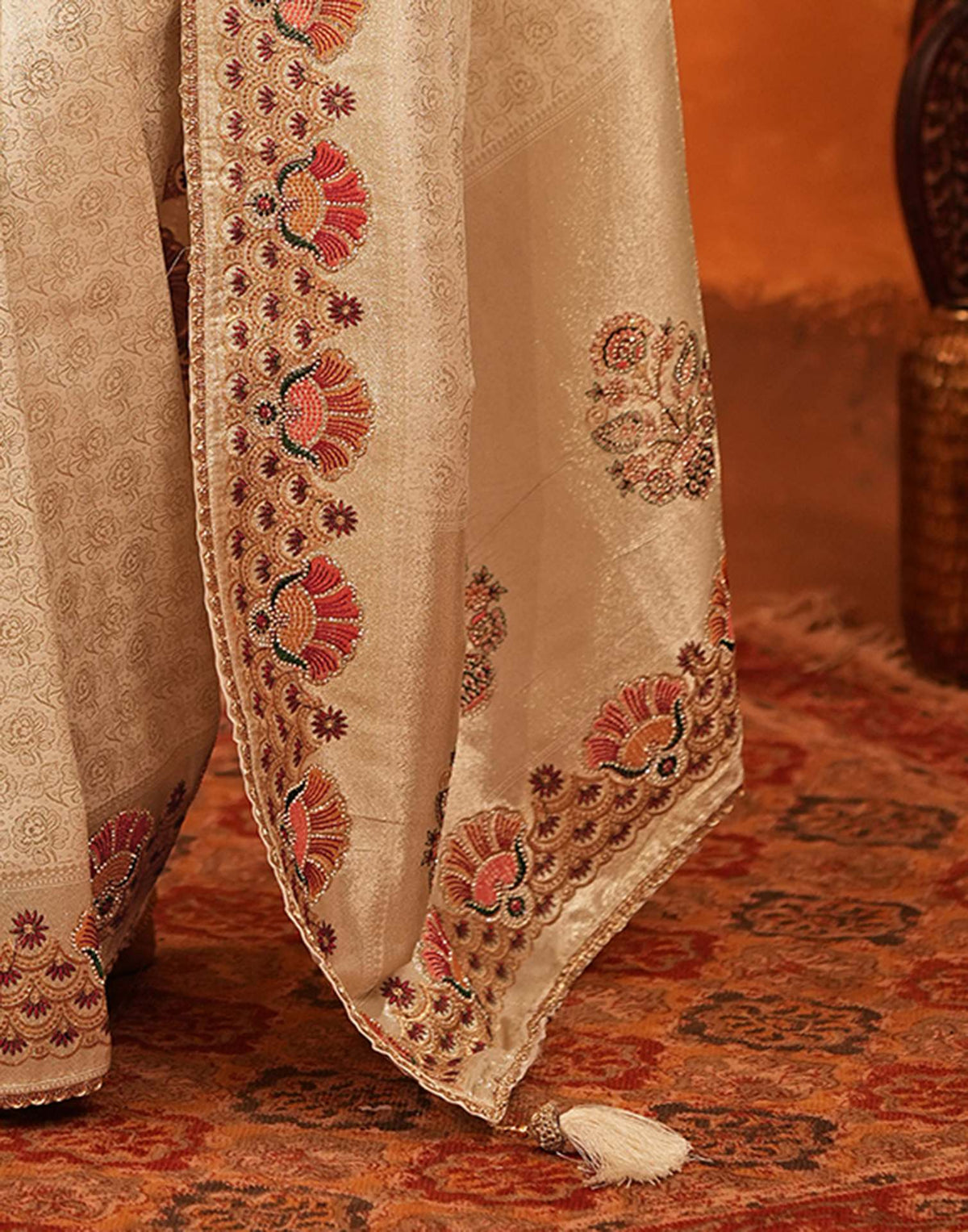 Off White Silk Woven Embroidery Stone Work Banarasi Saree